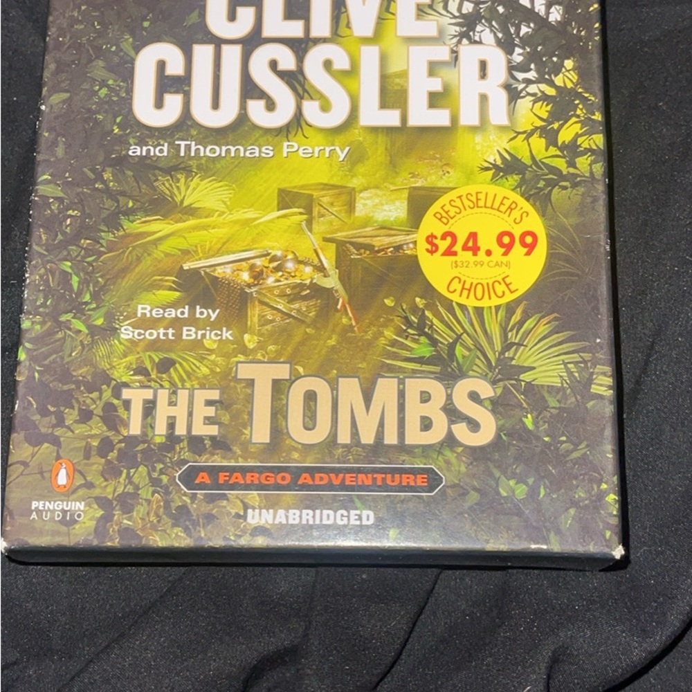 The Tombs Audiobook by Clive Cussler